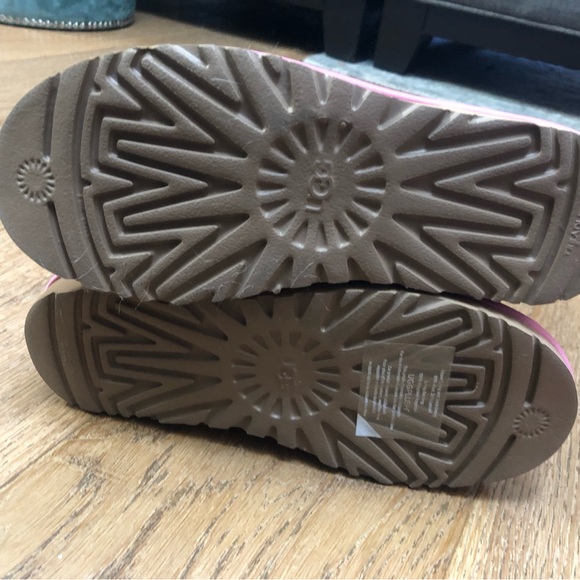 New UGG Classic Short Sequin Boot, Pink Sparkly Boots, UGGs w Sequins, … - Picture 11 of 11